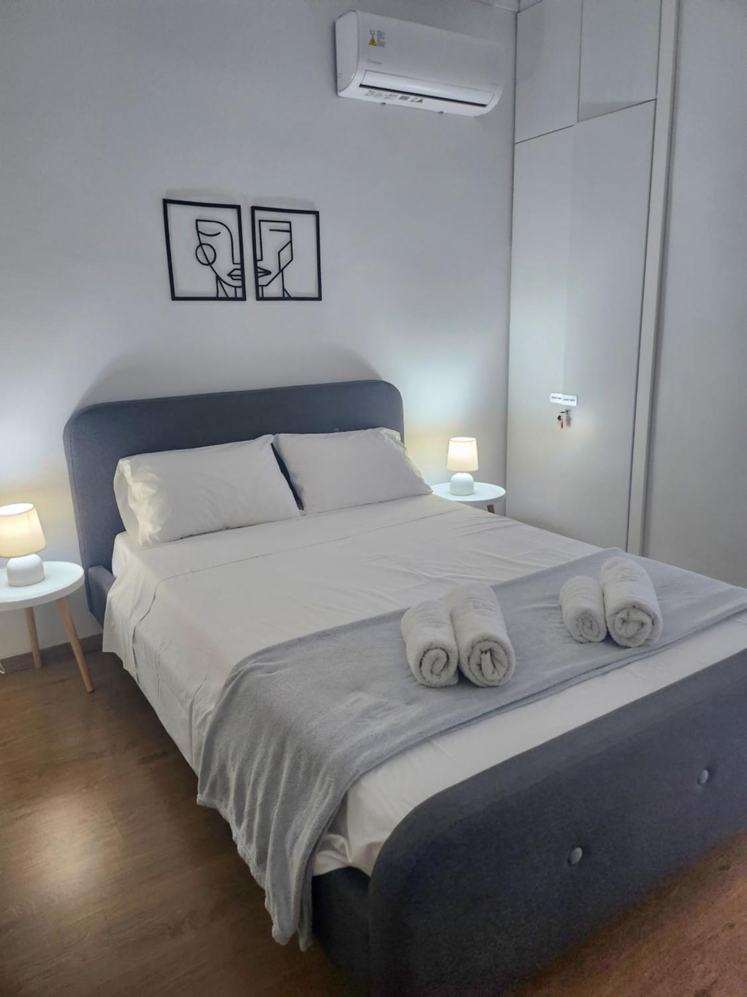 Harmony Elegant Central Apartment Rhodes City Bagian luar foto